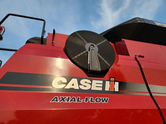2013 Case 9230 Combine