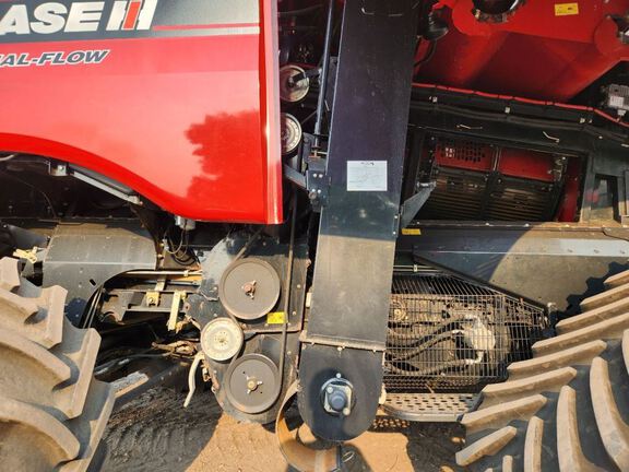 2013 Case 9230 Combine