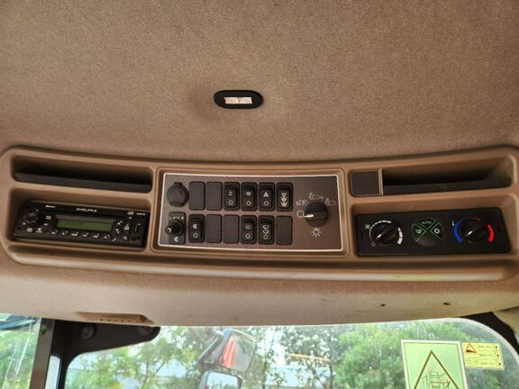 2013 Case 9230 Combine