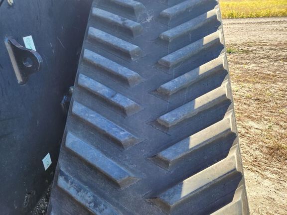 2023 Case 500 QUAD Tractor Rubber Track