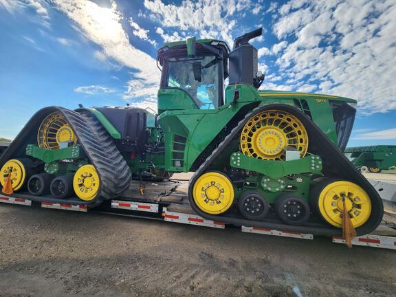 2025 John Deere 9RX 640 Tractor Rubber Track