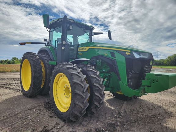 2025 John Deere 8R 310 Tractor