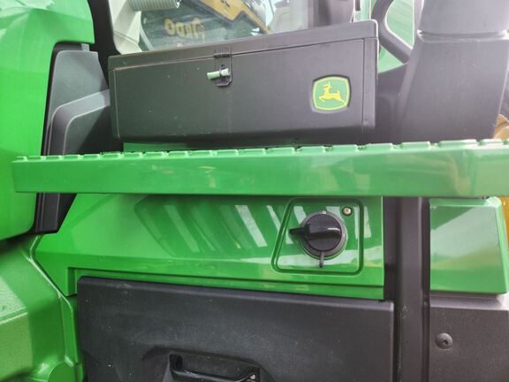 2025 John Deere 8R 310 Tractor