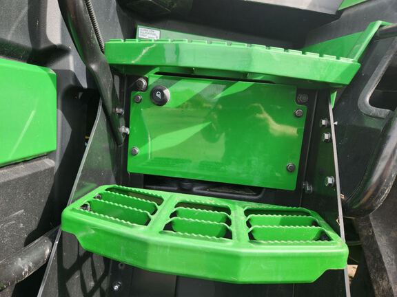 2025 John Deere 8R 310 Tractor