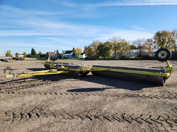 Degelman LR7645 Roller