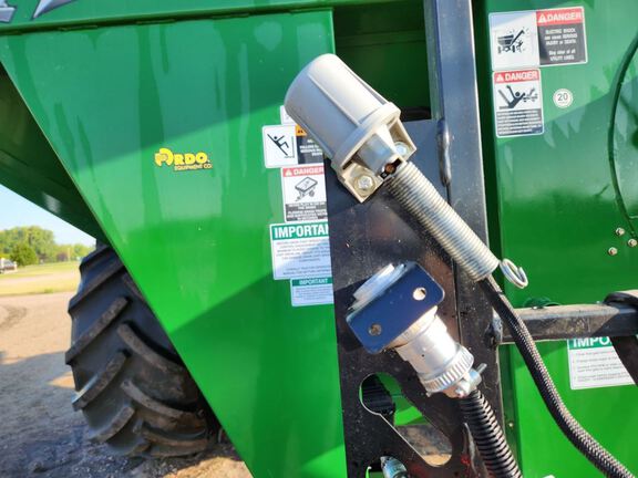 2025 Brent V1100 Grain Cart