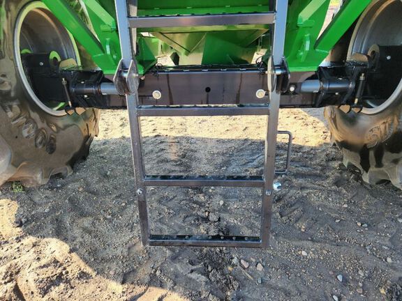 2025 Brent V1100 Grain Cart