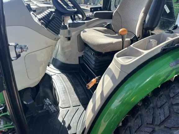 2024 John Deere 4066R Tractor Compact