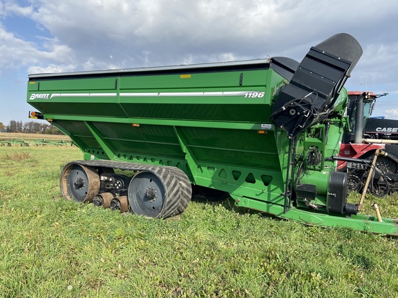 2013 Brent 1196 Grain Cart