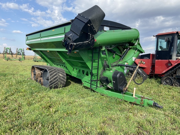 2013 Brent 1196 Grain Cart