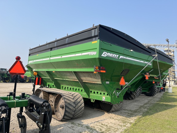 2013 Brent 1196 Grain Cart