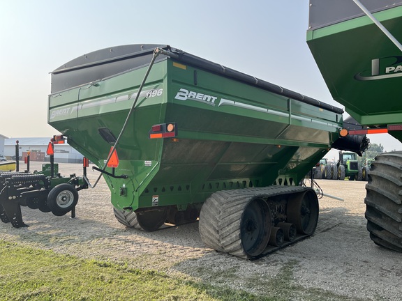 2013 Brent 1196 Grain Cart
