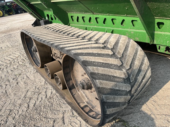 2013 Brent 1196 Grain Cart