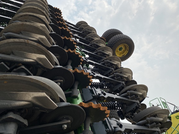 2022 John Deere N560 Air Seeder