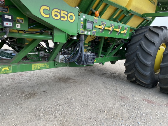 2022 John Deere N560 Air Seeder