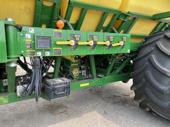 2022 John Deere N560 Air Seeder