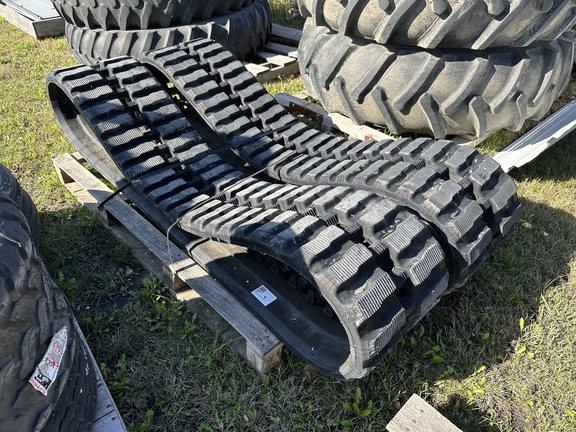 John Deere Wide Zig Zag 15.8 400mm TRK Tires