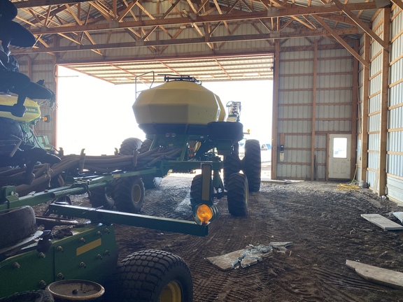 2012 John Deere 1890 Air Seeder