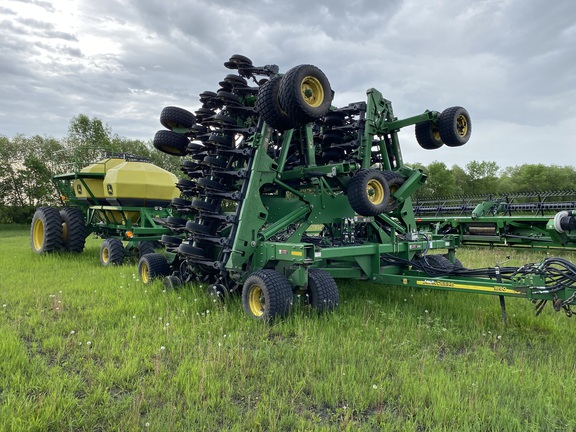 2012 John Deere 1890 Air Seeder