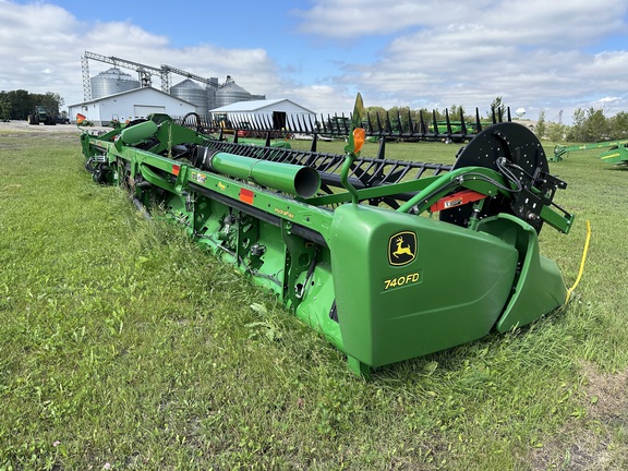 2020 John Deere 740FD Header Combine