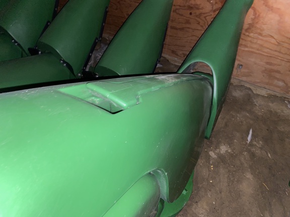 2019 John Deere 718C Header Corn Head