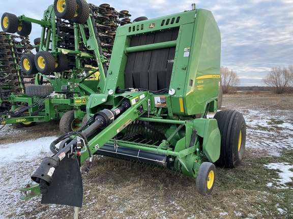 2022 John Deere 450M Precutter Baler/Round