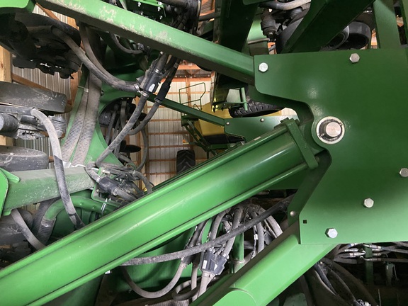 2012 John Deere 1890 Air Seeder