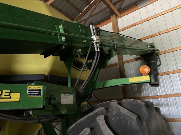 2012 John Deere 1890 Air Seeder