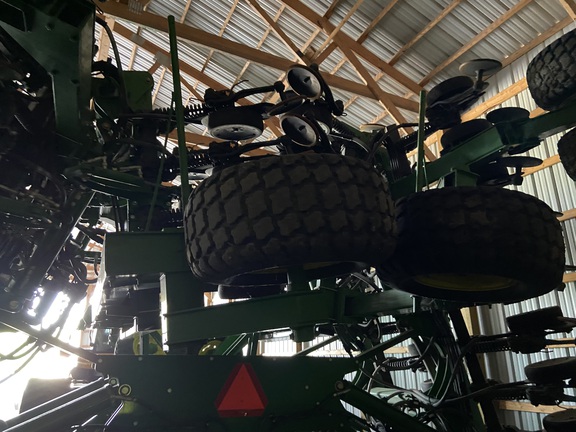 2012 John Deere 1890 Air Seeder