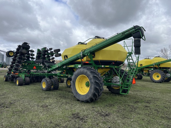 2012 John Deere 1890 Air Seeder