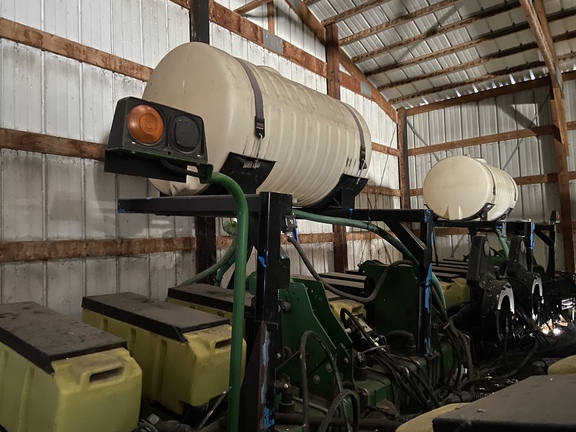 2003 John Deere 1750 Planter