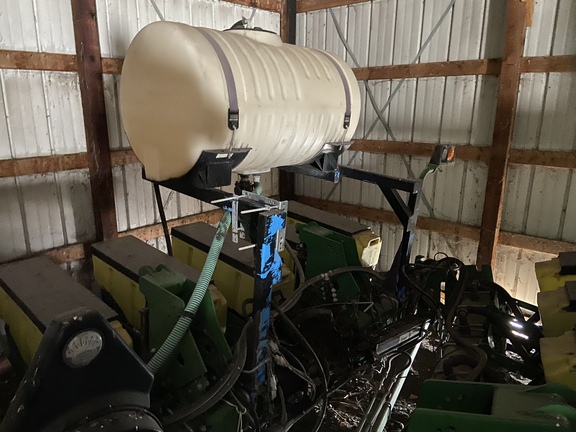 2003 John Deere 1750 Planter