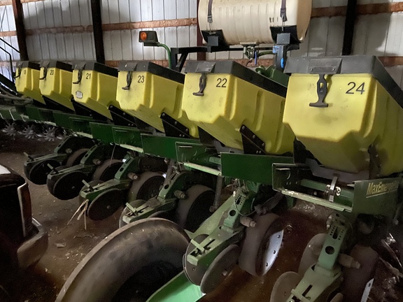 2003 John Deere 1750 Planter