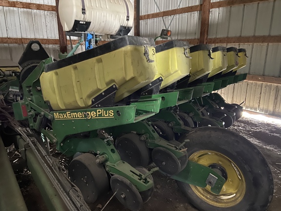 2003 John Deere 1750 Planter