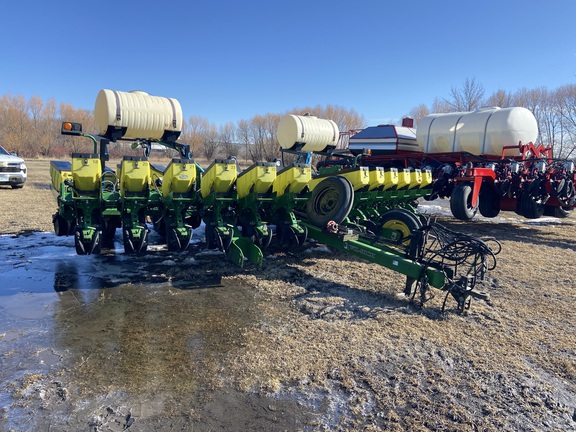 2003 John Deere 1750 Planter