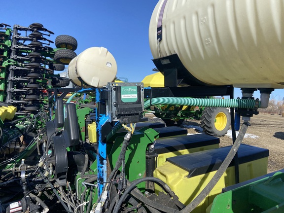 2003 John Deere 1750 Planter