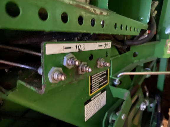 2018 John Deere 560M Baler/Round