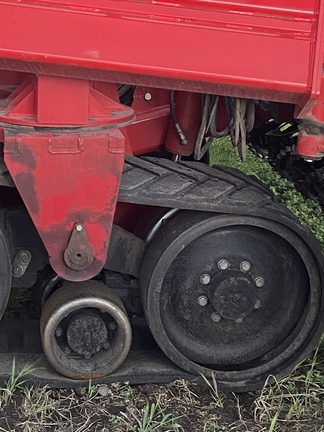 2018 AGCO White VE36 36R22 Planter