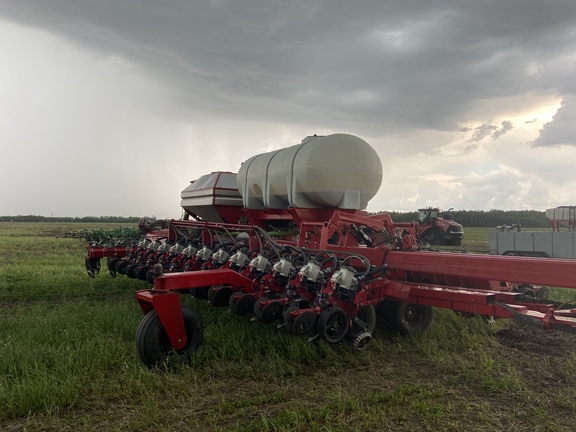 2018 AGCO White VE36 36R22 Planter