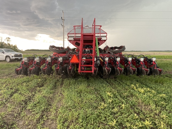 2018 AGCO White VE36 36R22 Planter