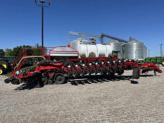 2018 AGCO White VE36 36R22 Planter