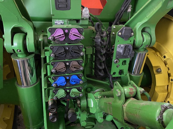 2010 John Deere 8295R Tractor