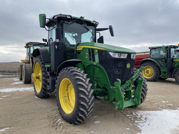 2023 John Deere 7R 250 Tractor