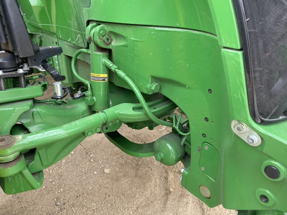 2023 John Deere 7R 250 Tractor