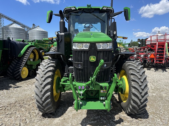 2023 John Deere 7R 250 Tractor