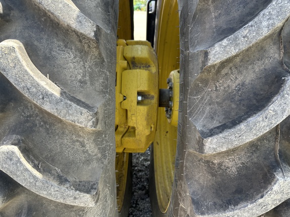 2023 John Deere 7R 250 Tractor