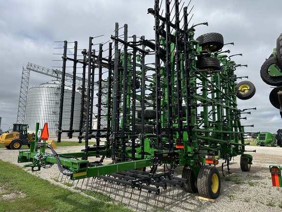 2023 John Deere 2230 Field Cultivator