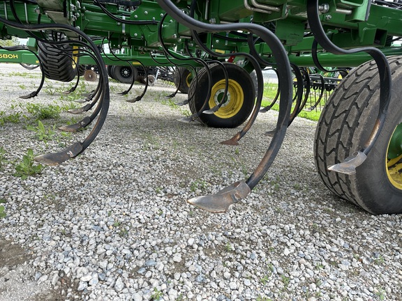 2023 John Deere 2230 Field Cultivator