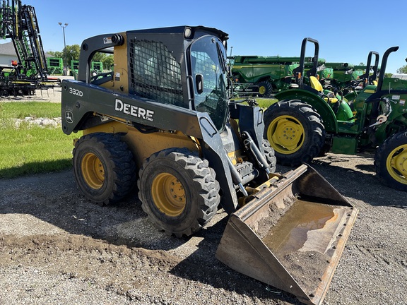 2011 John Deere 332D Skid Steer Loader