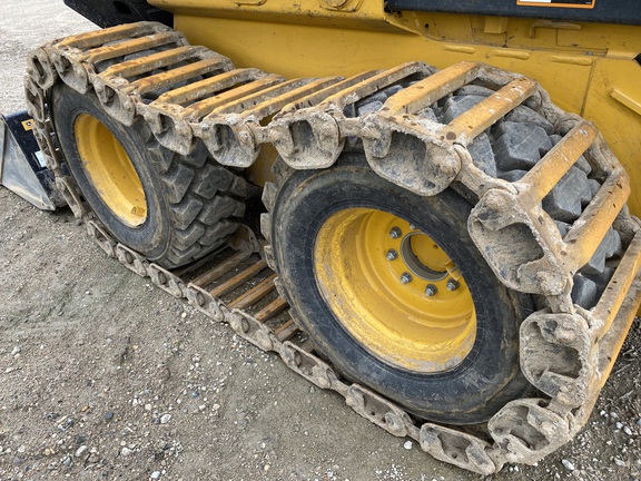 2022 Grouser Grouser Steel Skid Steer Tracks Tires